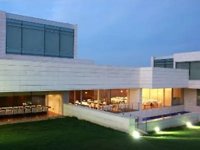Prats Golf & 5* ييذا