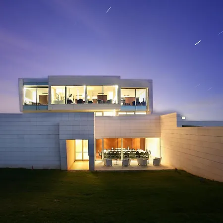 Prats Golf & 5* ييذا